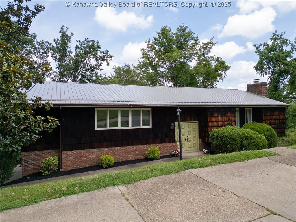 5300 Morning Dove Ln, Cross Lanes, WV 25313 - photo 1