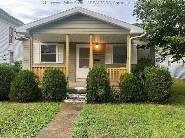 206 Wilson St, Ravenswood, WV 26164 - photo 1