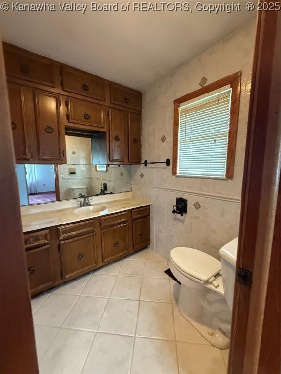8091 Old Logan Rd, Chapmanville, WV 25601 - photo 17