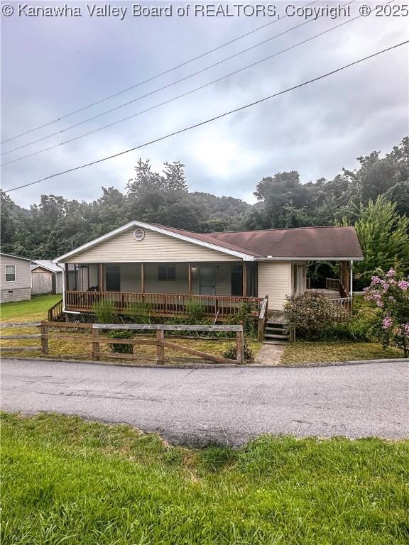 6 Farley St, Chapmanville, WV 25508 - photo 3
