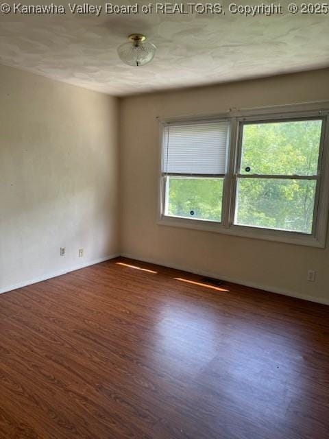 1103 Jefferson St SE, Saint Albans, WV 25177 - photo 3