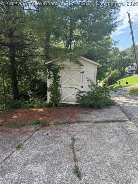 1103 Jefferson St SE, Saint Albans, WV 25177 - photo 41