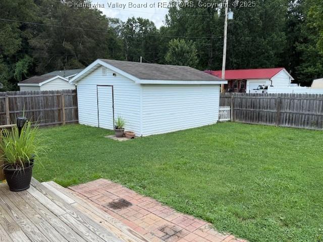 215 Ivywood St, Eleanor, WV 25070 - photo 27