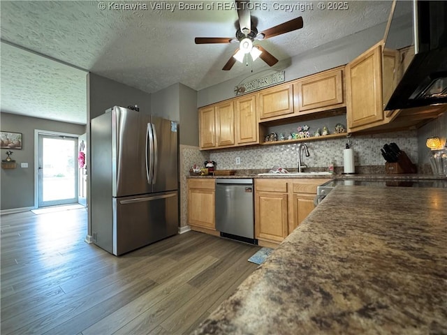 215 Ivywood St, Eleanor, WV 25070 - photo 11