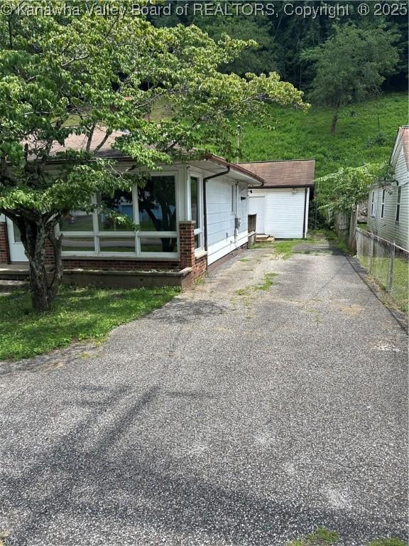 3564 Spring Fork Dr, Charleston, WV 25306 - photo 2