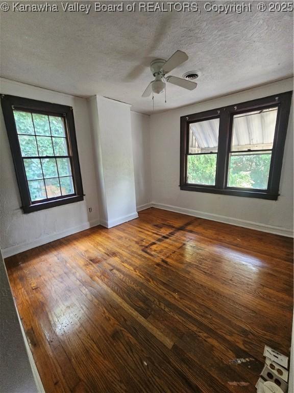 1019 Stadium Pl, Charleston, WV 25311 - photo 18