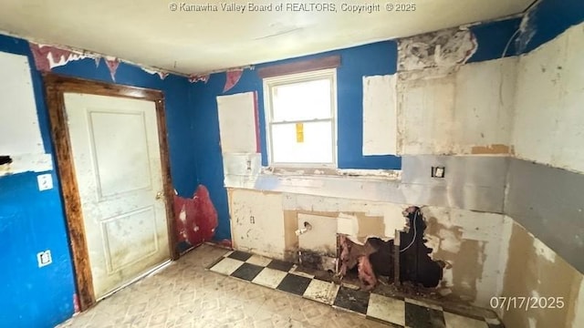 417 Spencer St, South Charleston, WV 25303 - photo 10