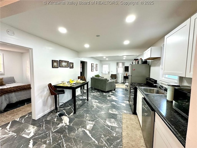313 Buchanan St, Charleston, WV 25302 - photo 4