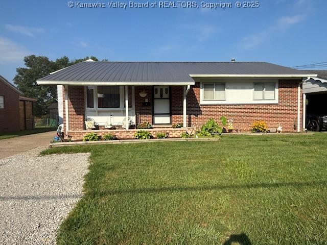129 Taylor St, Hurricane, WV 25526 - photo 1