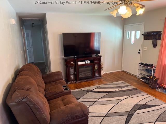 129 Taylor St, Hurricane, WV 25526 - photo 4