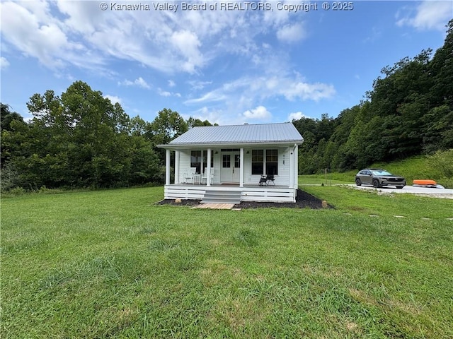 271 Chapel Dr, Yawkey, WV 25573 - photo 1