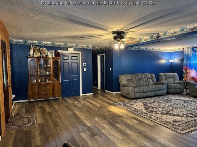 911 Dutch Hollow Rd, Dunbar, WV 25064 - photo 10