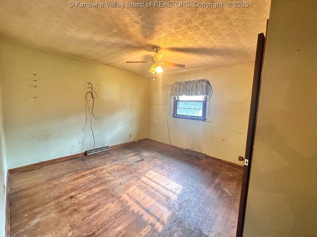 2409 Monroe Ave, Point Pleasant, WV 25550 - photo 14