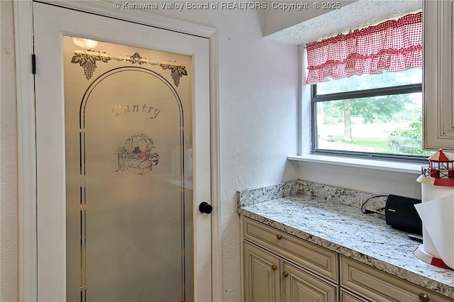 19095 Winfield Rd, Fraziers Bottom, WV 25082 - photo 14