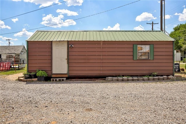 view of outbuilding