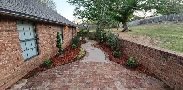 1207 N Illinois St, Weatherford, OK 73096 - photo 3