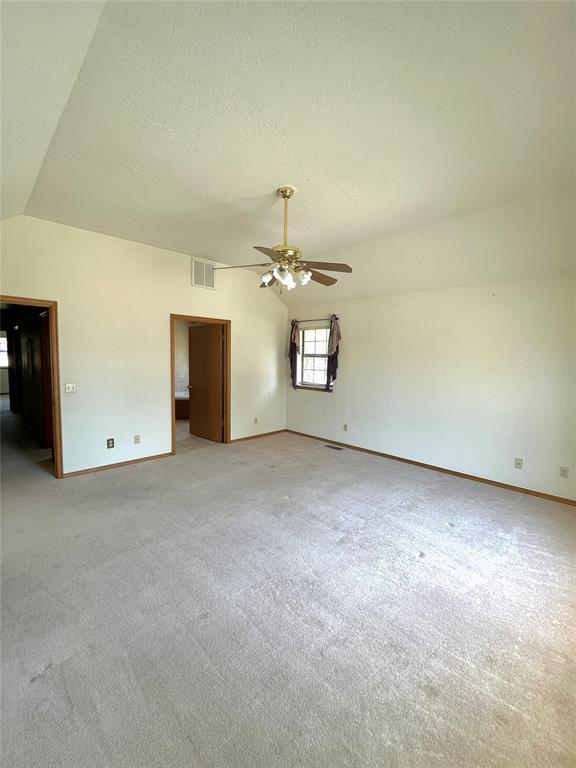 1207 N Illinois St, Weatherford, OK 73096 - photo 14