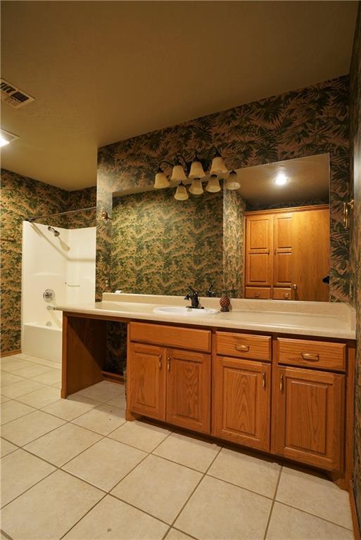 1207 N Illinois St, Weatherford, OK 73096 - photo 27