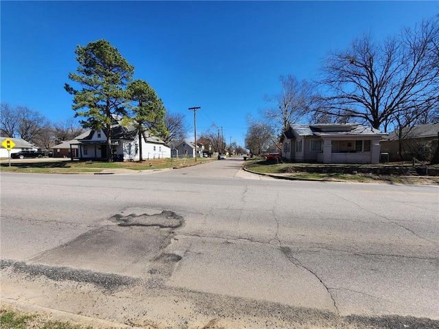 Listing photo 3 for 548 N Kickapoo, Shawnee OK 74801