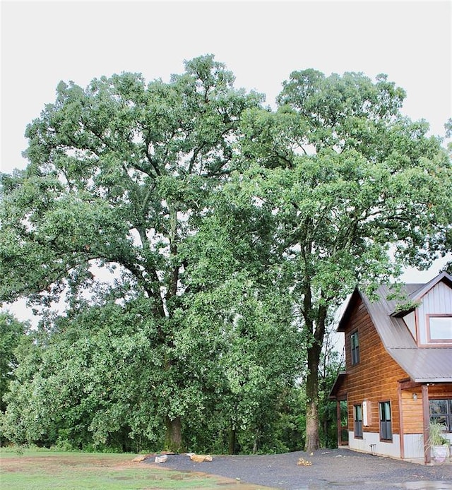 view of home's exterior