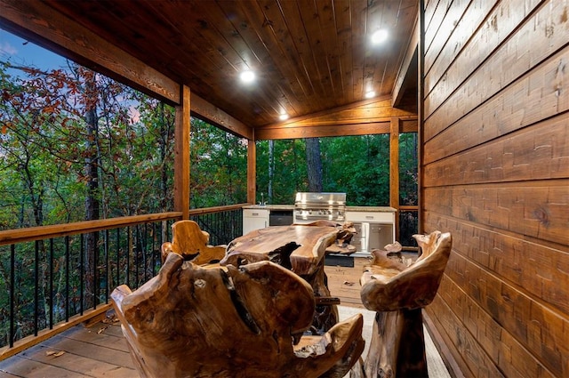 deck with an outdoor kitchen and grilling area