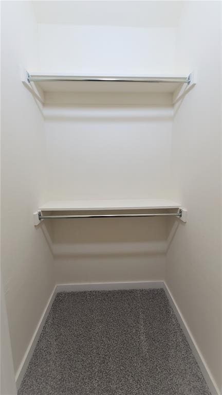 108 Tralee Ct, Yukon, OK 73099 - view of spacious closet