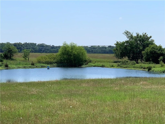 water view featuring a rural view