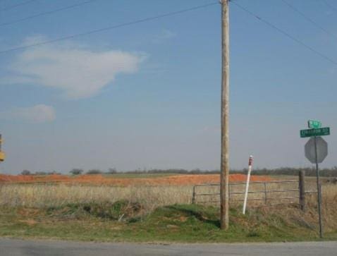 Listing photo 3 for Cimarron Rd, Yukon OK 73099