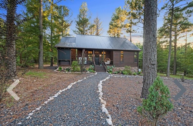 view of front facade featuring covered porch