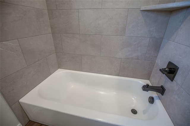8800 Tyrion Dr, Edmond, OK 73007 - bathroom with a bath