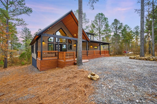 view of front of home featuring a wooden deck