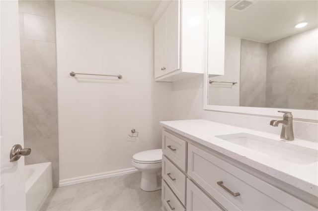 bathroom featuring bathtub / shower combination, visible vents, toilet, vanity, and baseboards