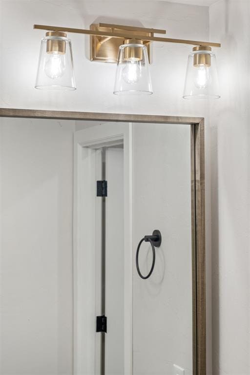 13268 Sawtooth Oak Rd, Choctaw, OK 73020 - bathroom view of an enclosed shower