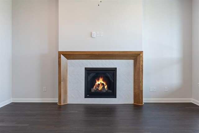 interior details with hardwood / wood-style flooring