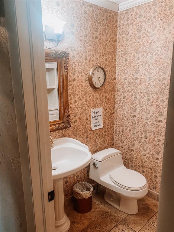 1498 E Interstate Dr, Norman, OK 73072 - photo 32
