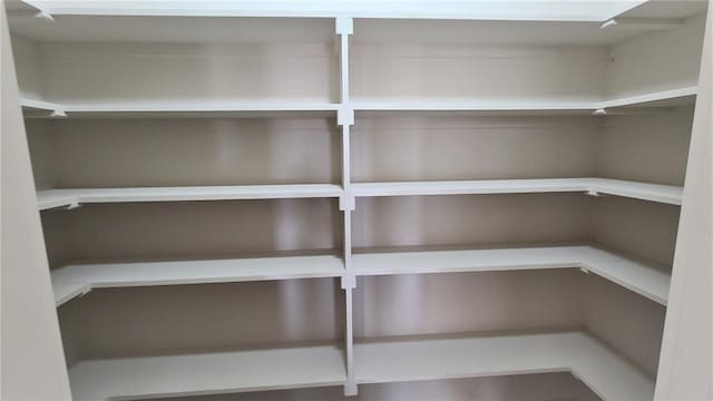 200 Braxton Way, Yukon, OK 73099 - view of pantry