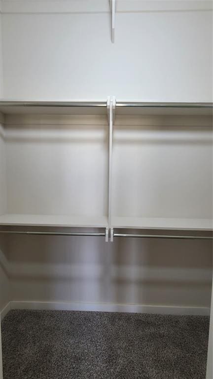 200 Braxton Way, Yukon, OK 73099 - view of closet