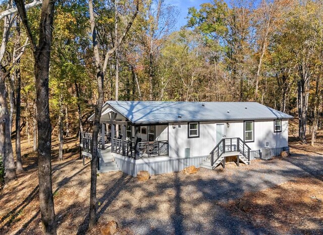 view of front of home featuring central AC