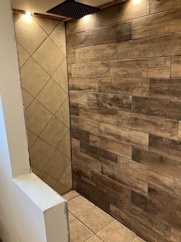 bathroom with walk in shower