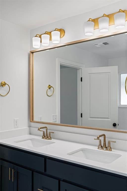 bathroom with vanity