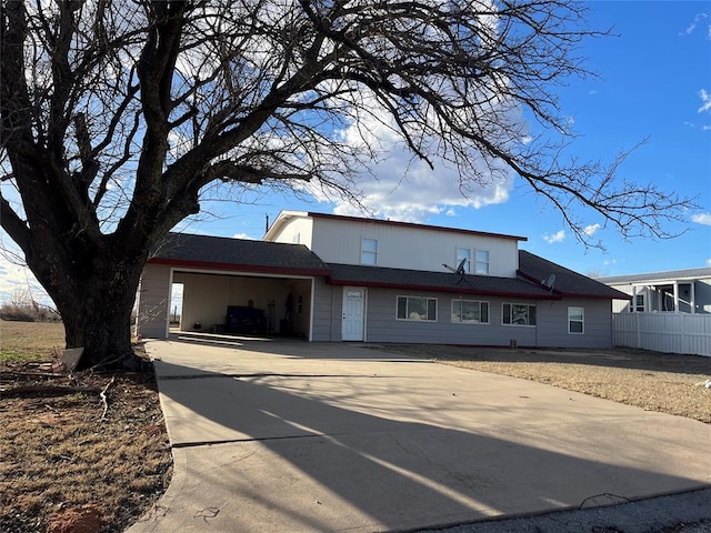 view of front of house featuring a garage