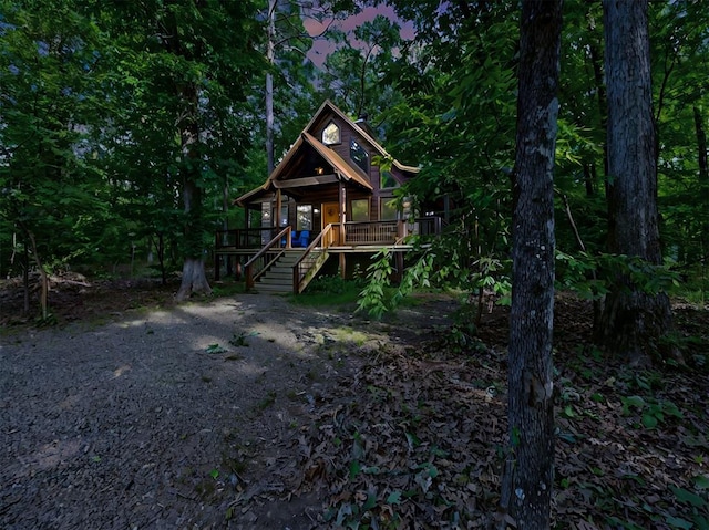 view of front of property