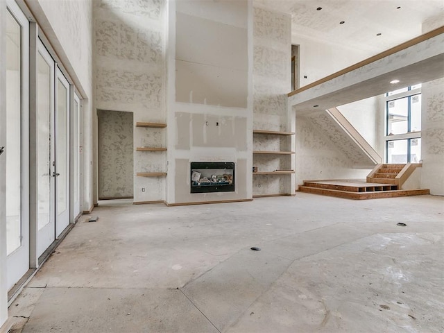 view of unfurnished living room