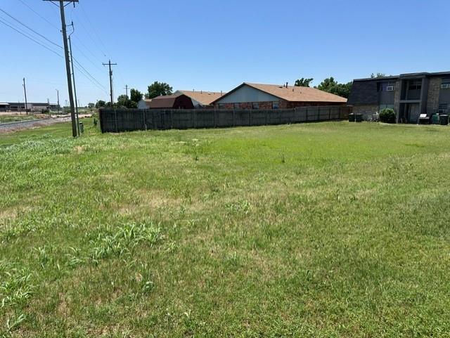 Rawlings Dr, Clinton, OK 73601 - photo 4