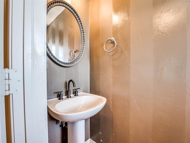 bathroom with sink