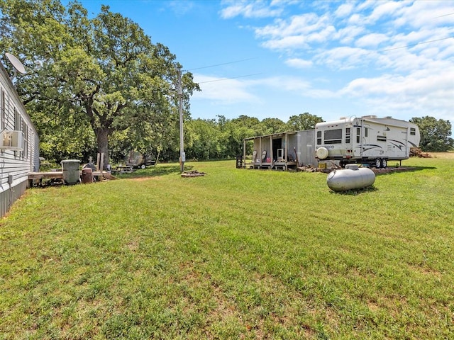 view of yard featuring cooling unit