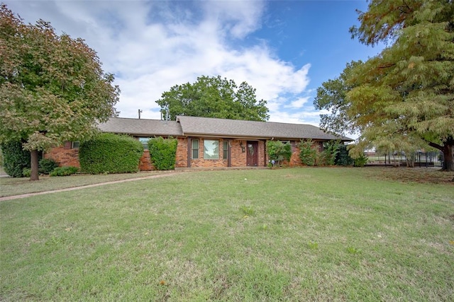 Listing photo 3 for 303 Woodcrest Dr, Norman OK 73071