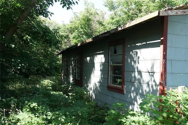 view of home's exterior