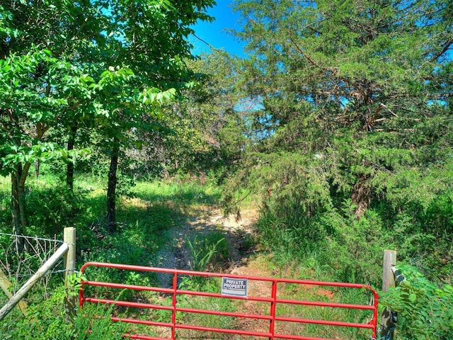 9741 Dobbs Rd, Wellston, OK 74881