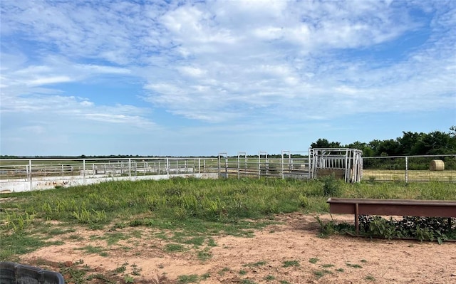 view of yard featuring a rural view